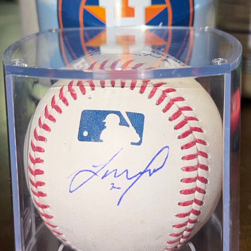 Autographed Baseball with Display Case Jose Altuve Astros